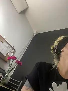 Dirty chat webcam: explore liveshows with versed models, from laying bare to fetishes, in a variety of sexy free adult webcams.