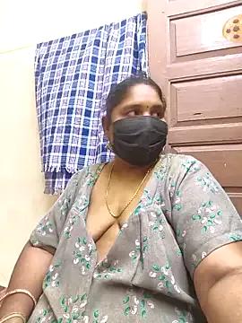 Villageanuty from StripChat