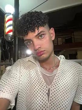 VillyTroye from StripChat