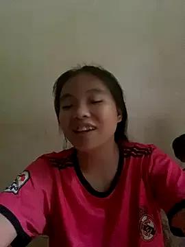 viluna from StripChat is Freechat