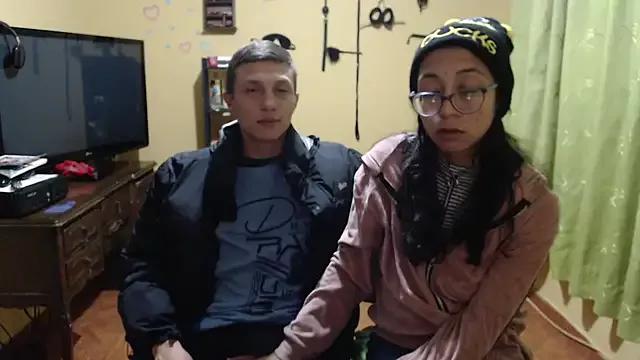 Violet_And_Smith from StripChat is Freechat