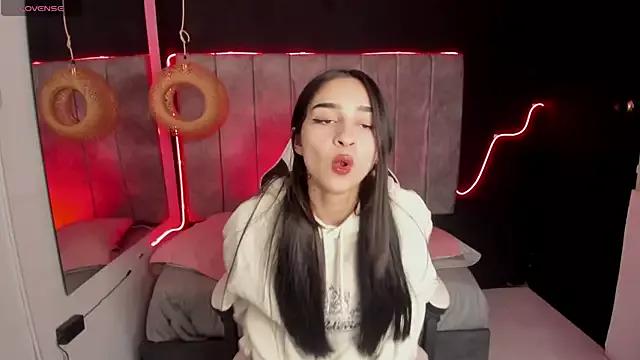 violet_thomson from StripChat is Freechat