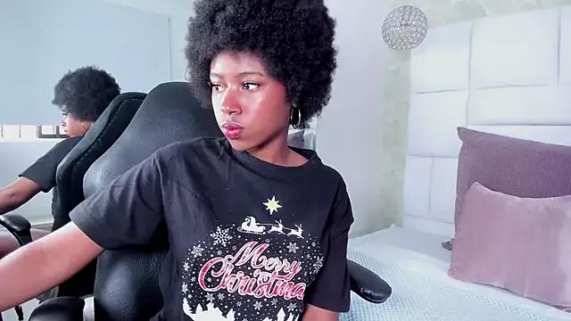 violeta_ruizz from StripChat is Freechat