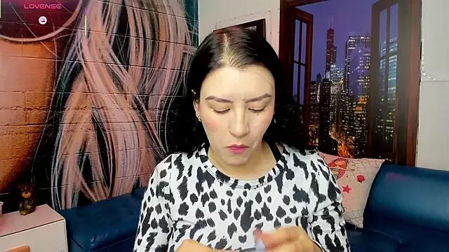 Violetaa_diazz from StripChat is Freechat