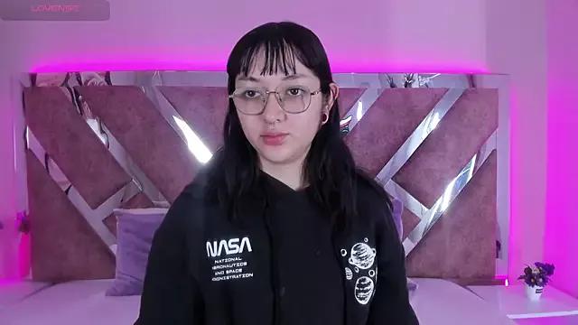 VioletaaLee_ from StripChat is Freechat