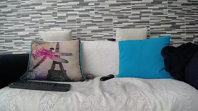 VioletaGomez_Co from StripChat