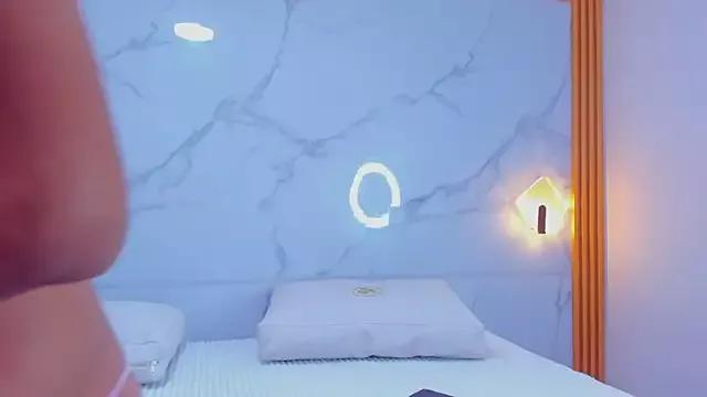 violetta_becker from StripChat is Freechat
