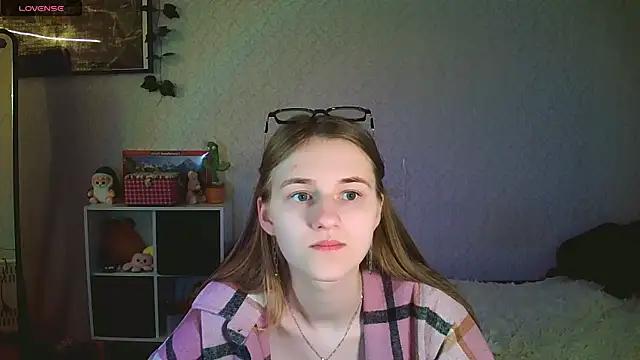 Violetta_xLovex from StripChat is Freechat