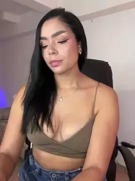 Photos of violettaa18 from StripChat is Freechat