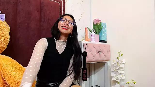 VioletxBloom from StripChat is Freechat