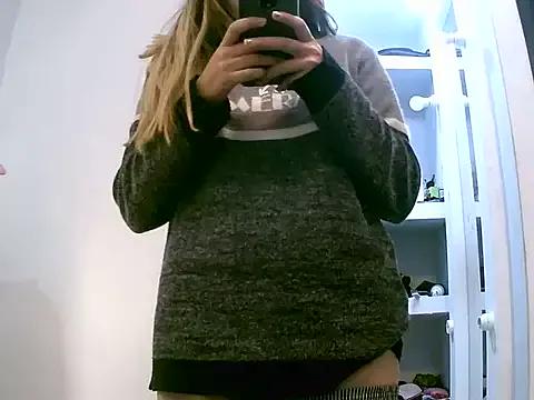 VittoriaTaylor from StripChat