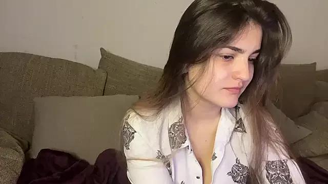 Vivalenti_Kiss from StripChat