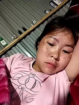 vivi_cute from StripChat