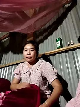 vivi_cute from StripChat is Freechat