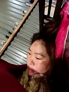 vivi_cute from StripChat