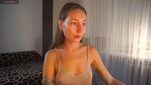 Vivian__ webcams show profile image 