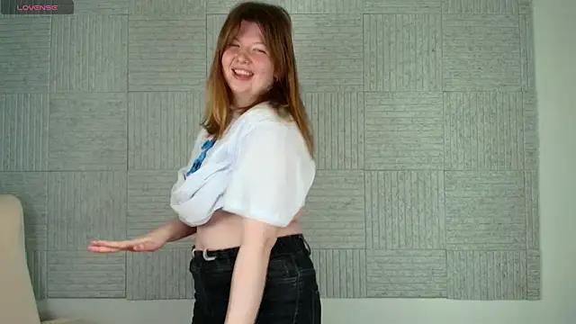 Vivian_cutie from StripChat
