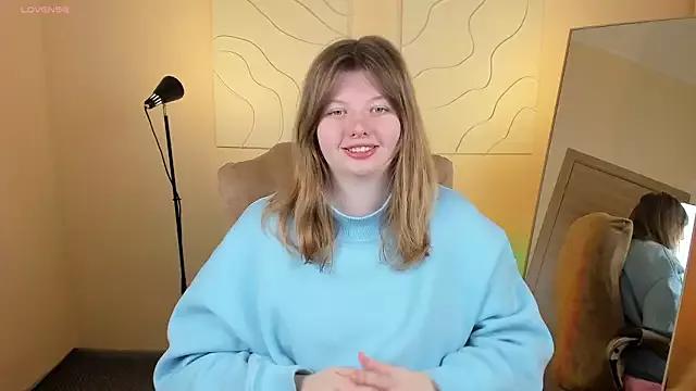 Vivian_cutie from StripChat