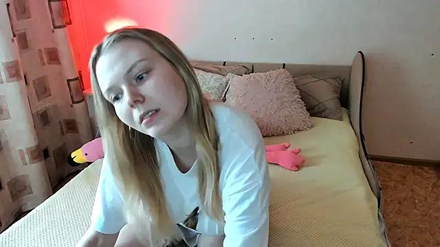 Vivian_Davis from StripChat
