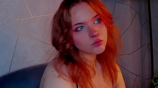 Vivian_Hortton from StripChat