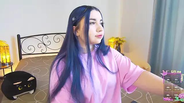 Vivian_n from StripChat is Freechat