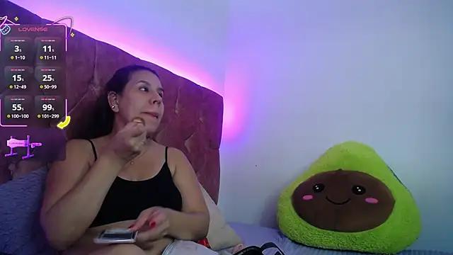 VIVIANA_MZ from StripChat