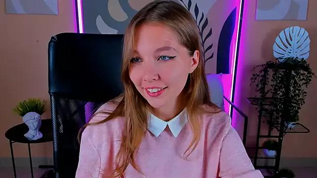 VivianGutierrez from StripChat is Freechat