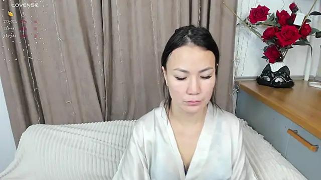 VivianJamess from StripChat