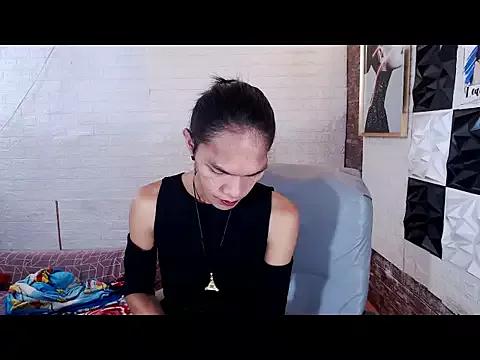 vividly_lili from StripChat is Freechat
