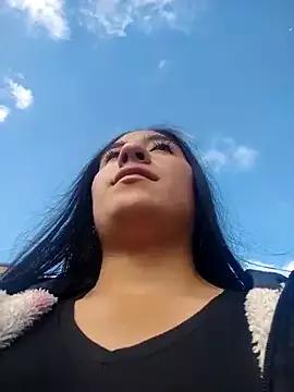 Viviene_Price from StripChat