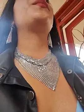 Viviene_Price from StripChat