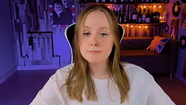 VivienLeeigh from StripChat