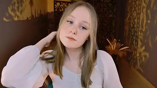 VivienLeeigh from StripChat