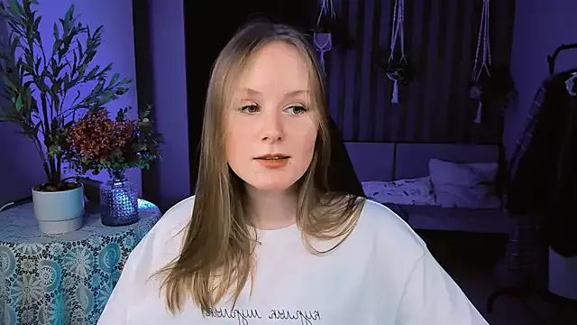 VivienLeeigh from StripChat
