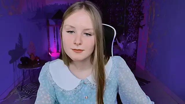 VivienLeeigh from StripChat