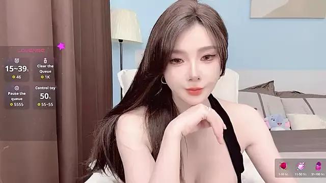 ViViennepp from StripChat