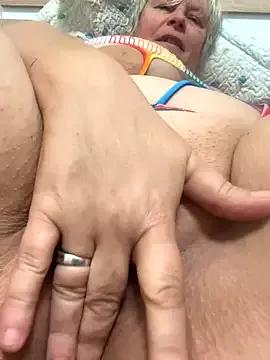 Photos of VyC7564 from StripChat is Freechat