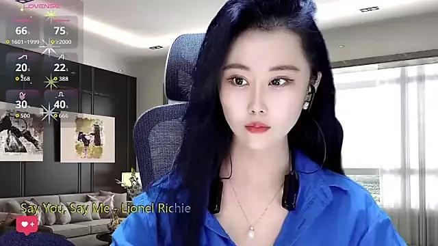 W-E-N-123 from StripChat