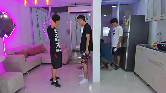 Warrios_teams from StripChat