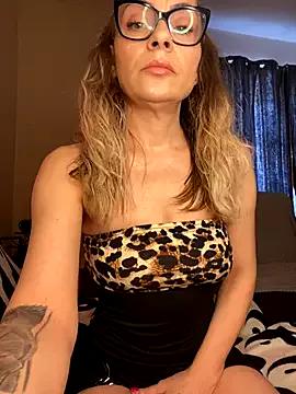 WET_LOVE from StripChat is Freechat