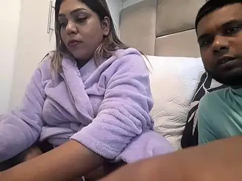 Wet_Spicy_Indian_Mum from StripChat is Freechat