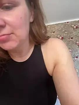 WhiteLissa_Xx from StripChat is Freechat