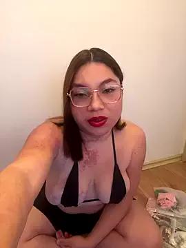 WhiteWomen from StripChat is Freechat