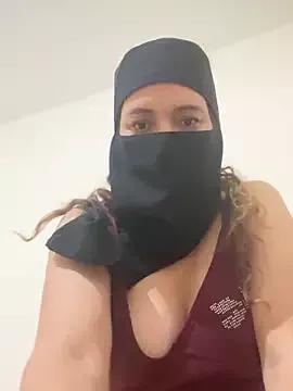 Wild-Nayra from StripChat is Freechat