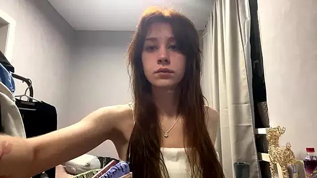 WildPeachh from StripChat is Freechat