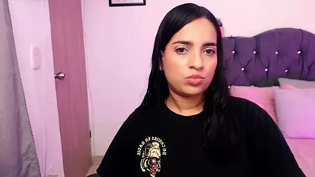 WildRachel from StripChat is Freechat