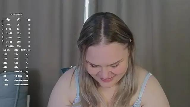 WillaDarby from StripChat is Freechat