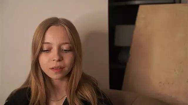 WillaHowkins webcams show profile image 