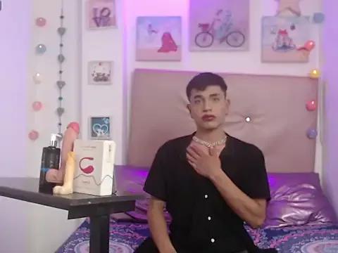 willians___0 from StripChat is Freechat