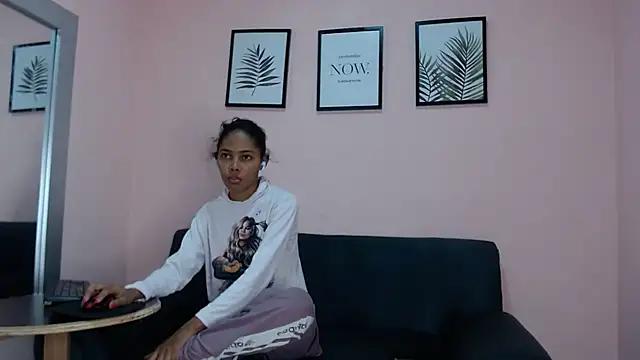willow_smitt from StripChat